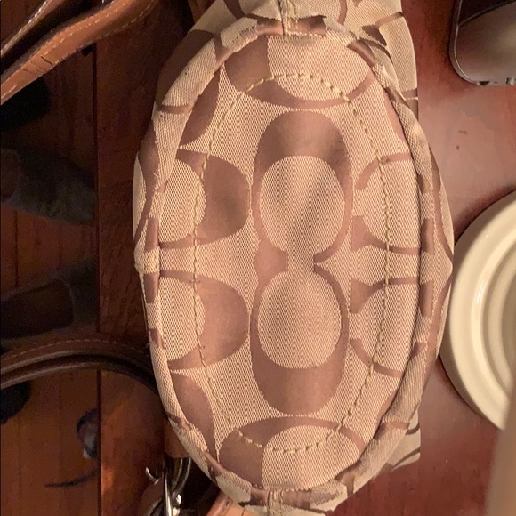 Coach Bucket Bag - Picture 15 of 15